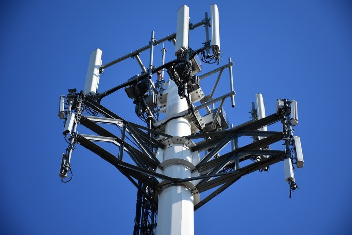 cellular-tower-2172041_960_720.jpg