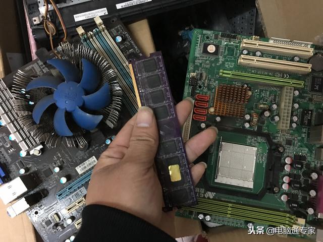 15年维修电脑经验的师傅告诉你维修电脑注意防坑，懂了终身受益！