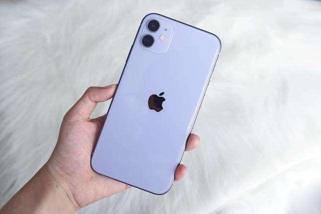 iPhone 13要出了iPhone13，曾经的旗舰机iPhone 11还值得买吗？