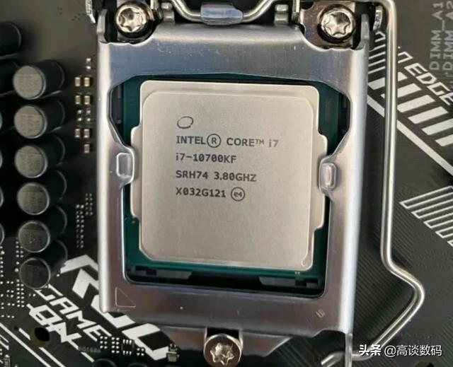 i3、i5、i7和i9处置器的性能优势别离是什么酷睿I9？买电脑时应该怎么选择？