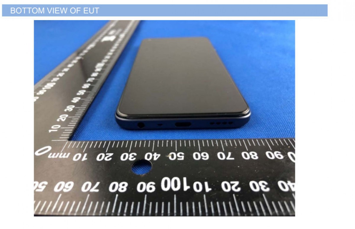 FCC泄露Realme 9 5G真机图片 看起来很像Realme 8 5G